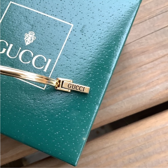 Gucci Popular Collectable Bezel Watch Bracelet - Picture 2 of 5